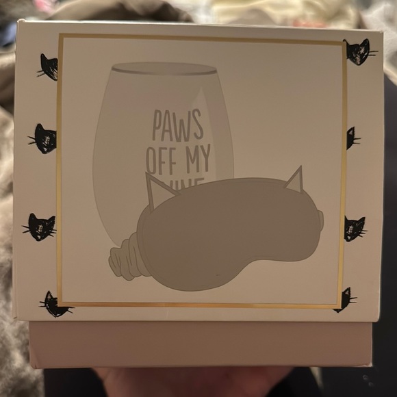 Cat-Themed Wine Glass and Eye Mask Set - Picture 2 of 3